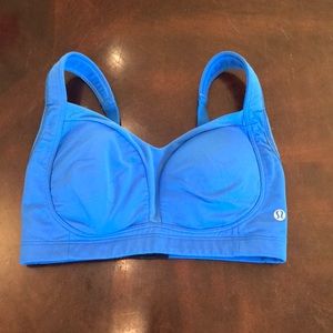Lululemon sports bra